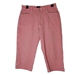 Lee red gingham retro capri. Size 10P. #972